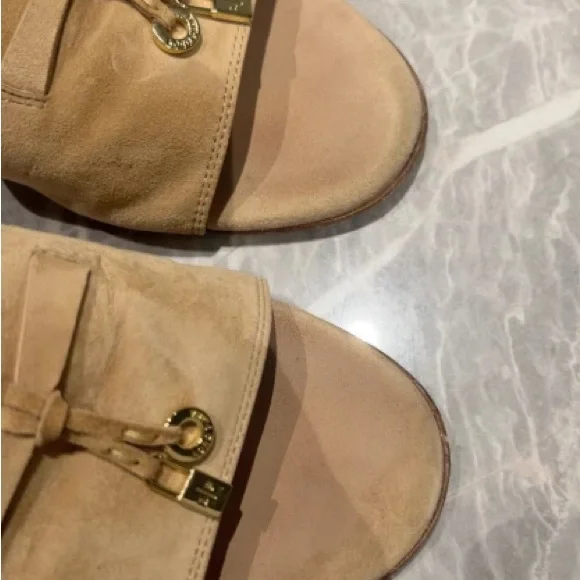 Loro piana Women's Tan Slide Sandals Size 39